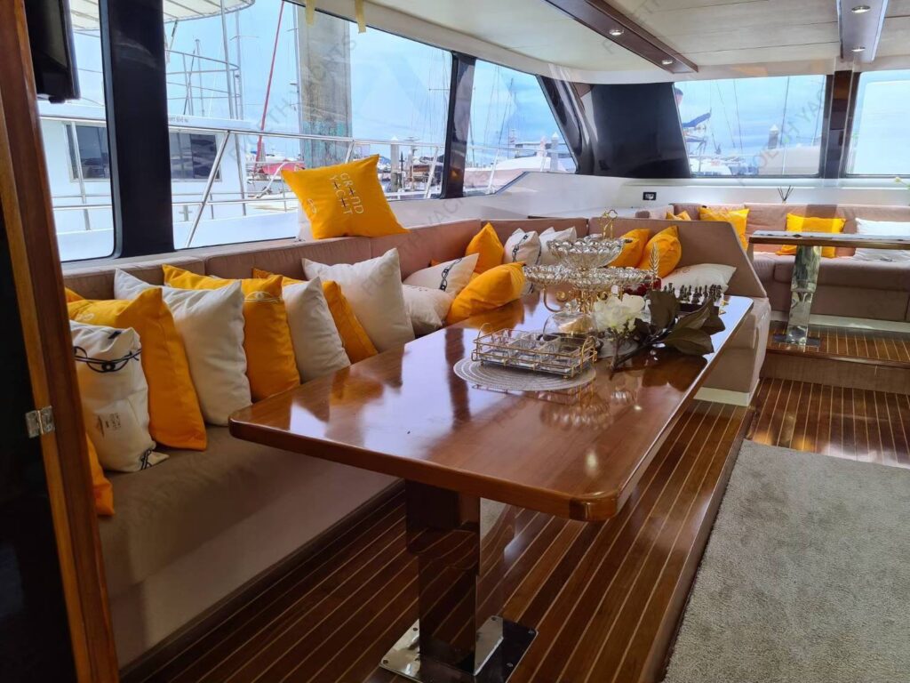 c58-charter-10