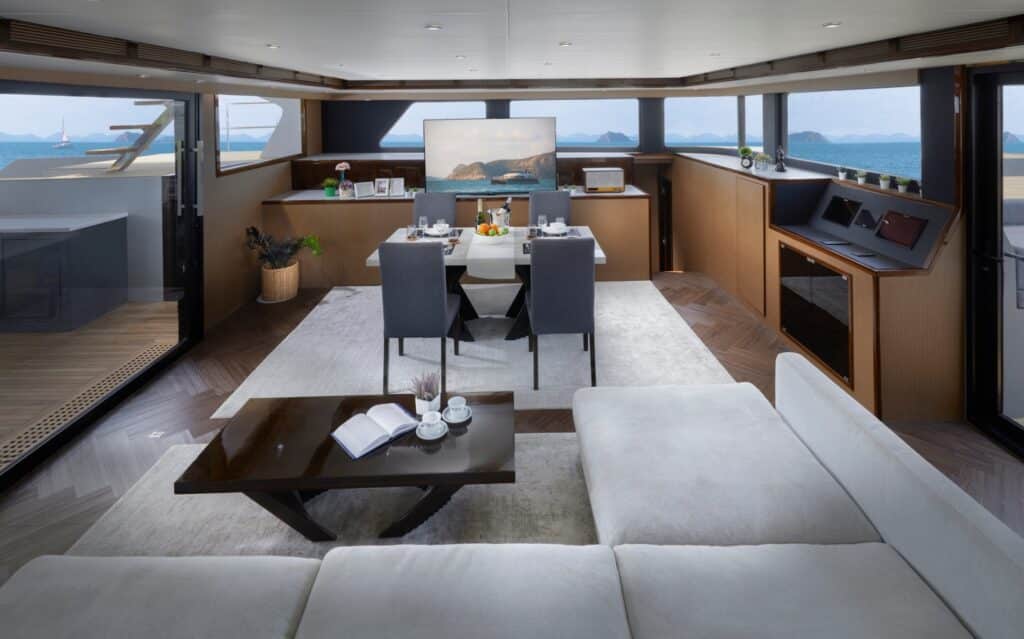 i68 interior 3